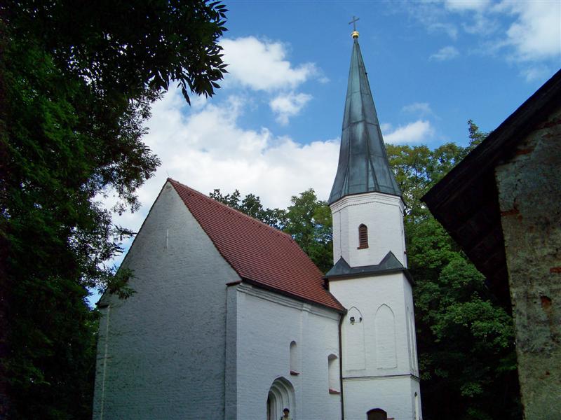 Kirche Sankt Andreas Gummering