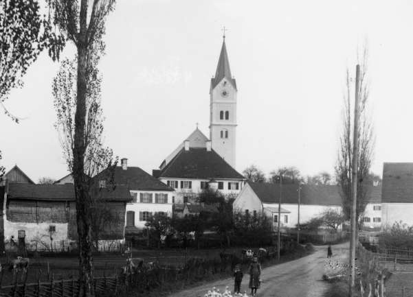 Hofkirchen - um 1910. Das Bild wurde vom Fotografen Ferdinand Pöschl, dem Vater von Luise Pöschl aufgenommen.