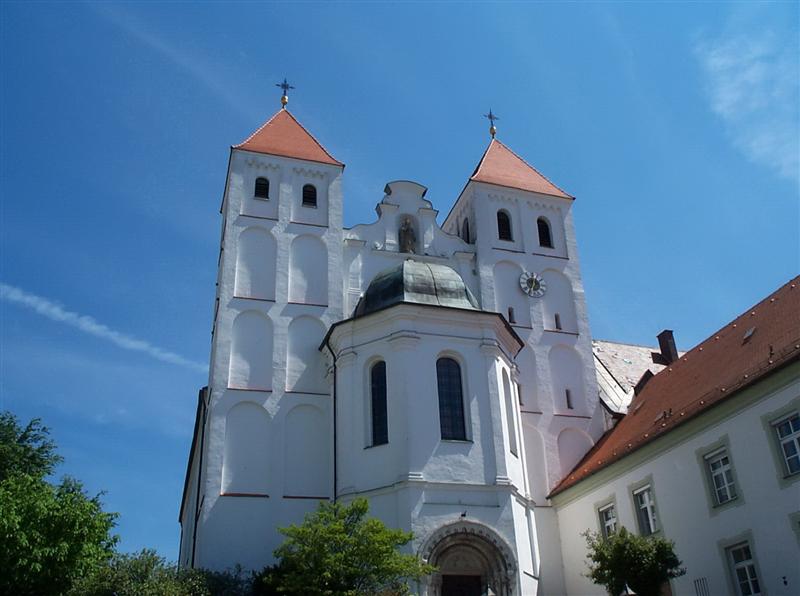 Kloster- und Pfarrkirche St. Johannes Mallersdorf