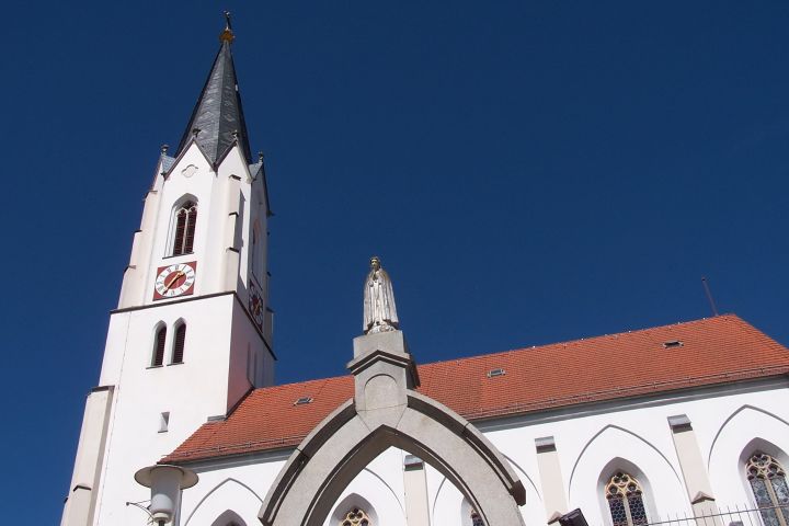 Pfarrkirche St. Johannes Ottering