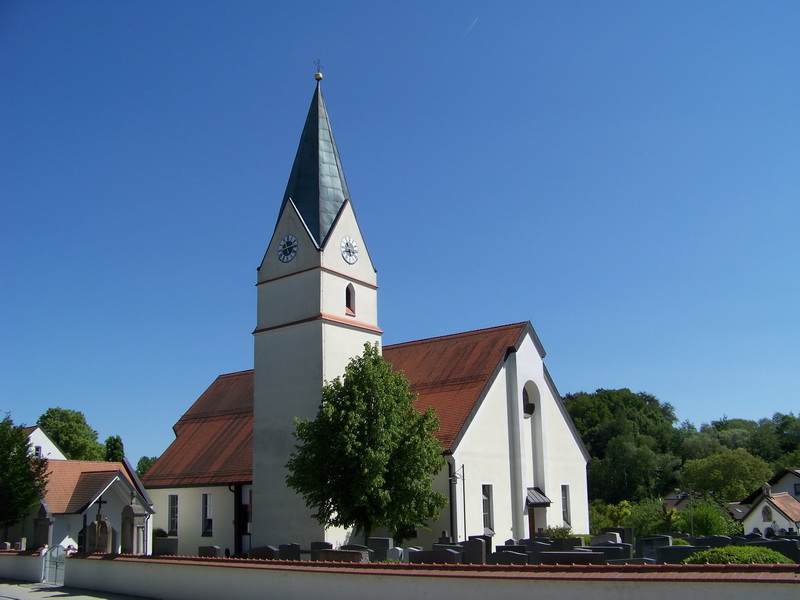 Niederhcking Kirche St. Martin